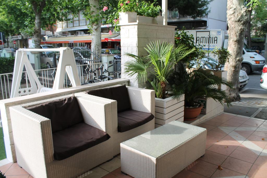 Hotel Sant'Elena Rimini Exteriör bild